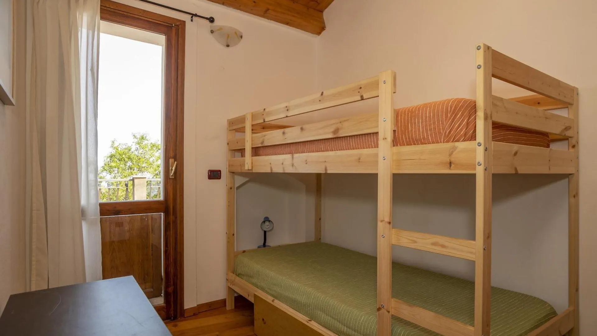 Rustico E Cottage Casale Gioiosa Marea Italy