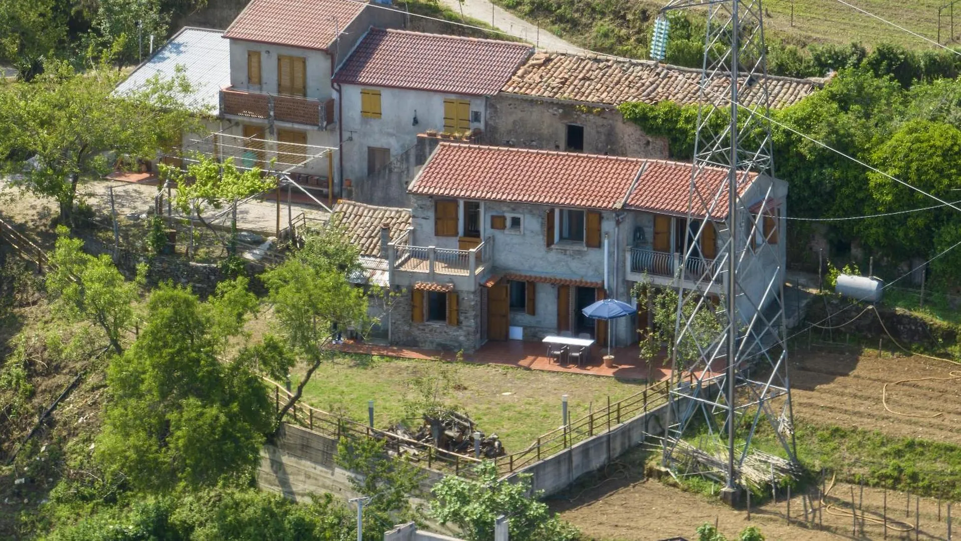 Rustico E Cottage Casale Gioiosa Marea 0*,  Italy